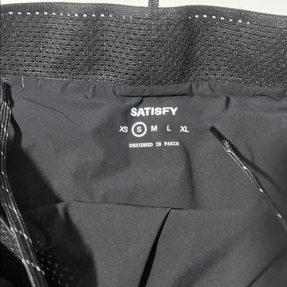 SATISFY 2.5" Distance Straight-Leg Logo-Appliquéd Space‑O™ Shorts - Small - Picture 8 of 9